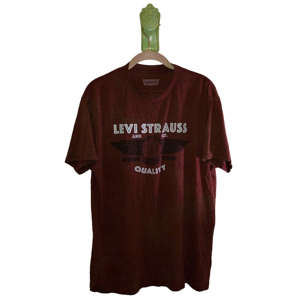 Levi Strauss Wings Distressed Graphic Tee USA Denim Goods Maroon